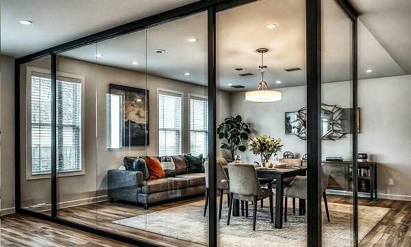 關於玻璃衣櫥門設計靈感的部落格文章封面