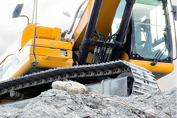 俊哥拆除團隊在台中拆除工程現場