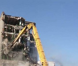 俊哥拆除強調拆除工程安全第一